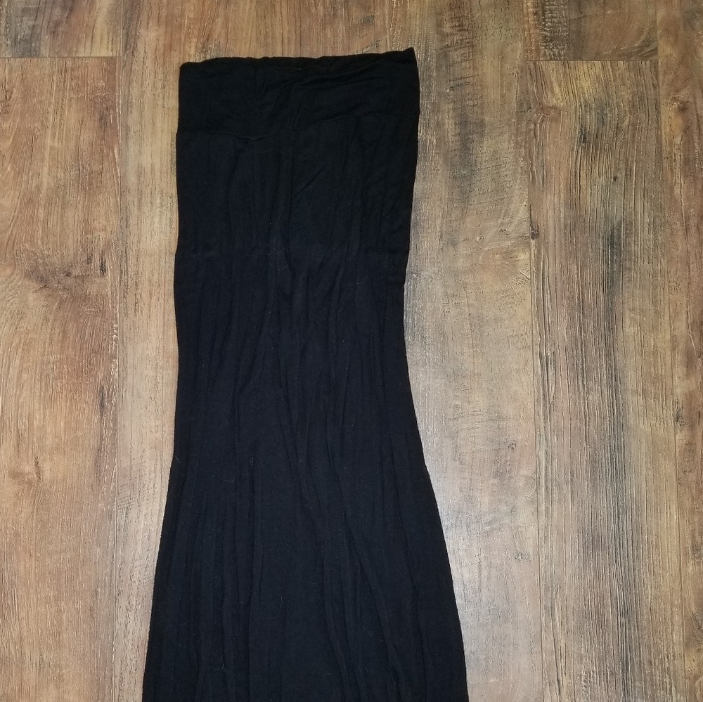 Long maxi skirt black in color